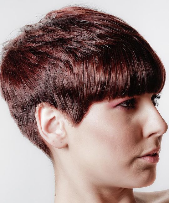 Women s Short Graduated Haircut Tutorials Women s Short Graduated Haircut Tutorials