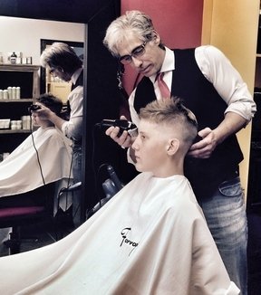 How To Cut Men's Short Flat Graduation Haircut